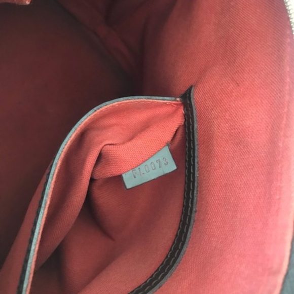 Louis Vuitton AlmaPm Damier Ebene Cross Body Bag - Picture 5 of 6